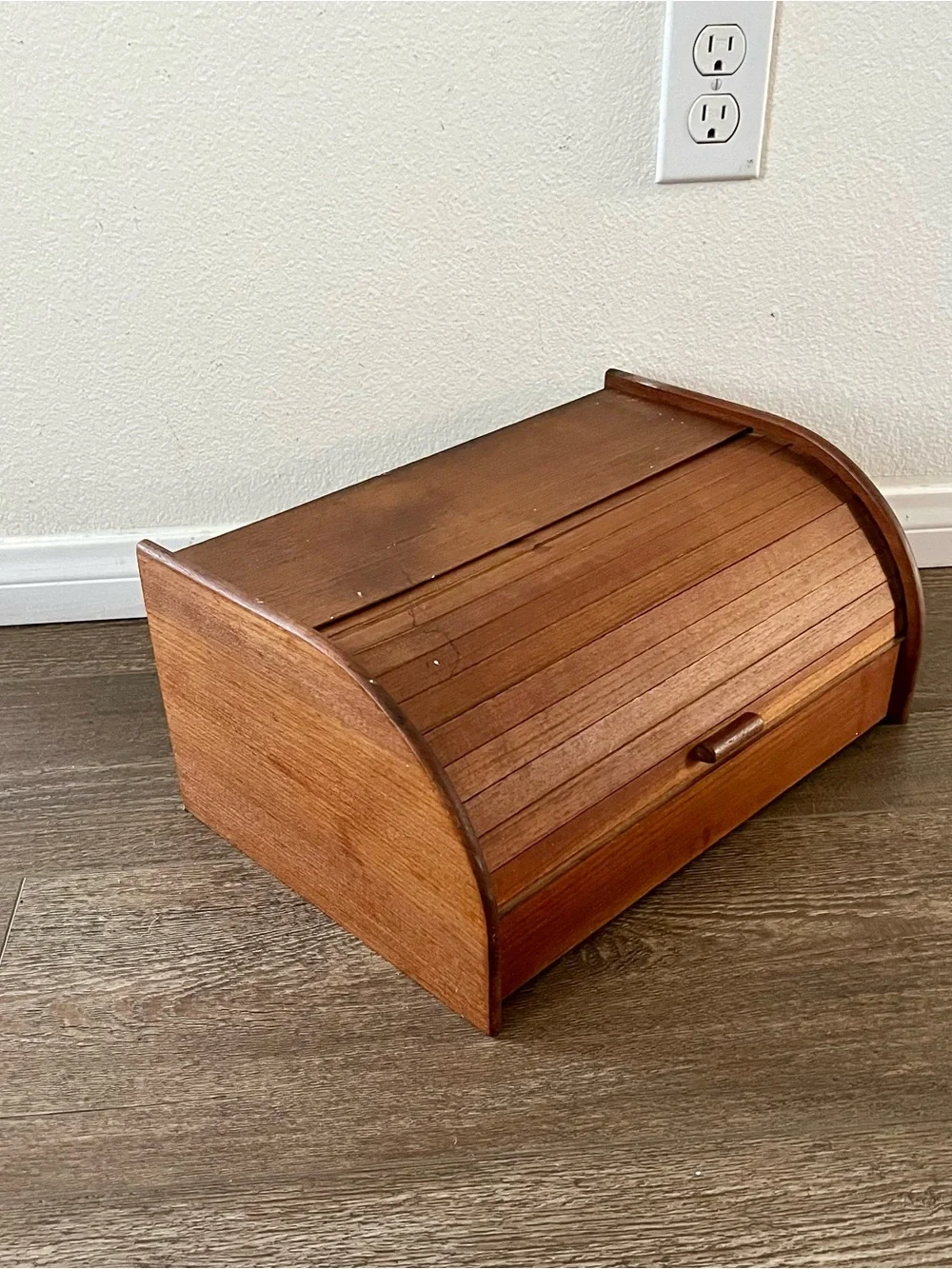 Vintage Wooden Roll-Top Bread Box in Brown